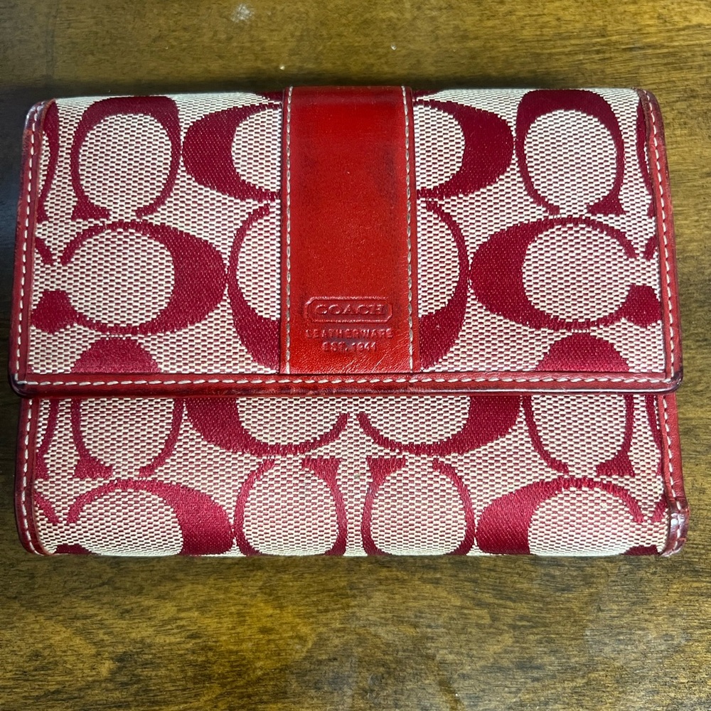 Classic Coach trifold red wallet